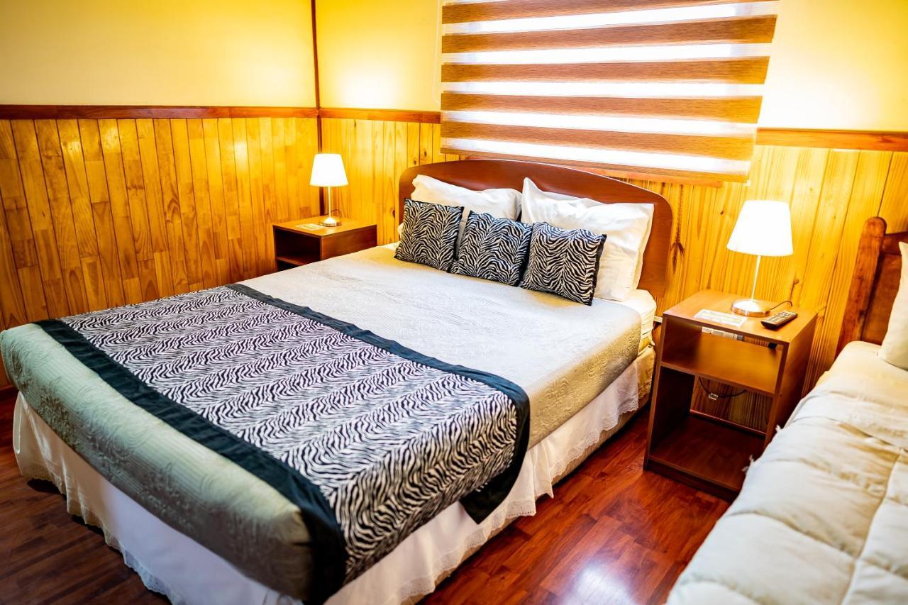 Hostal Alcazar Puerto Natales Exterior photo